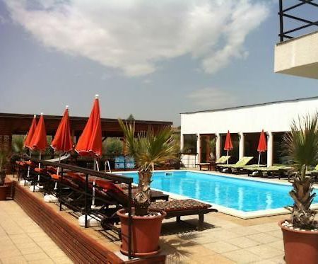 Omega Mamaia Nord Hotel Năvodari Kültér fotó