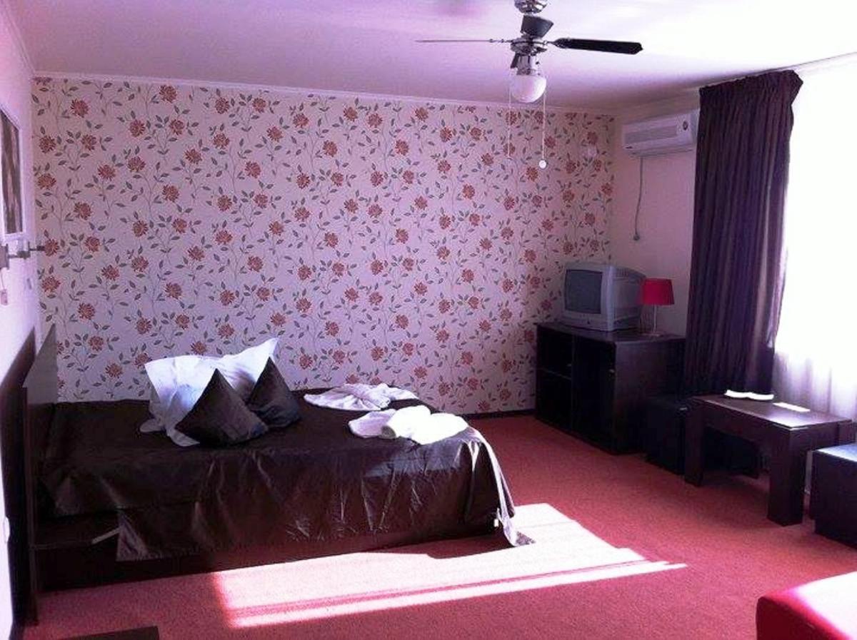 Omega Mamaia Nord Hotel Năvodari Kültér fotó